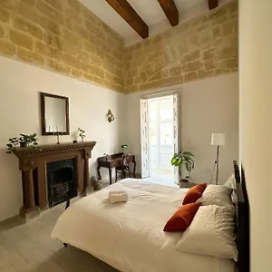 L'artist Casa Micallef La Valeta
